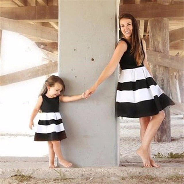 Mommy and Me Matching Mother Daughter Striped Dresses Mom and Daughter Dress Kids Parent Child Outfits Clothes